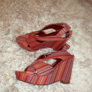 Wedge sandals